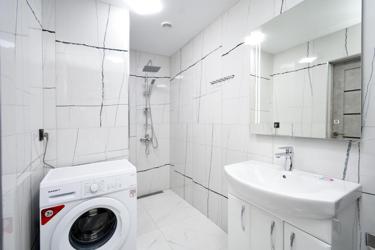 New Apartment In Yerevan City Center Buitenkant foto