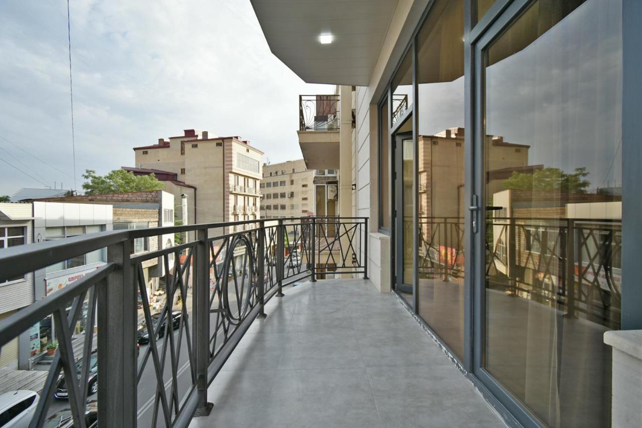 New Apartment In Yerevan City Center Buitenkant foto