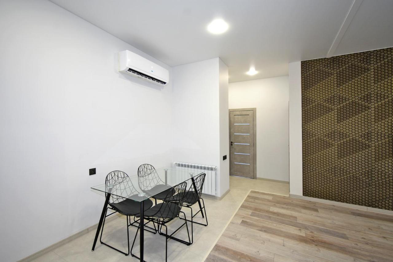 New Apartment In Yerevan City Center Buitenkant foto