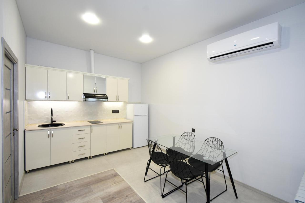 New Apartment In Yerevan City Center Buitenkant foto